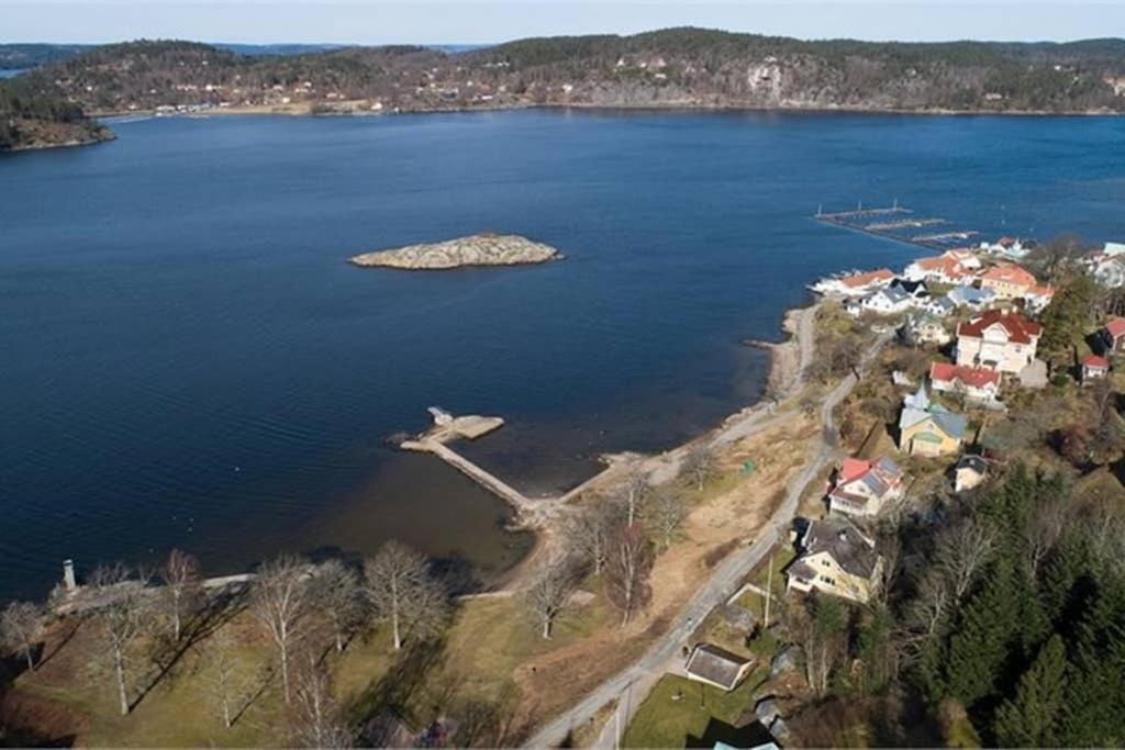 Nyrenoverat Kaellarlaegenhet Apartment Ljungskile Exterior photo